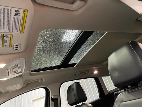 Used 2017 Ford Escape Titanium w/ Canadian Touring Package image 6