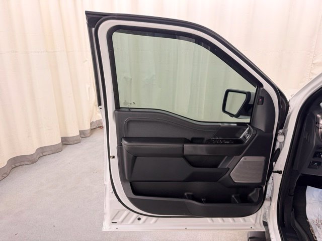 Used 2024 Ford F150 Lariat AWD/4WD image 11