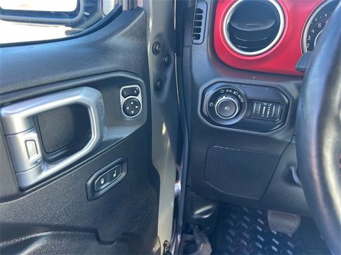 Used 2020 Jeep Wrangler Rubicon w/ LED Lighting Group image 24