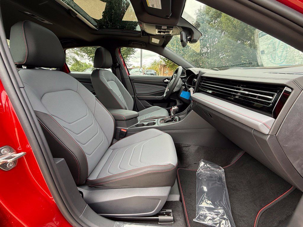 New 2027 Volkswagen Jetta GLI Autobahn FWD image 15