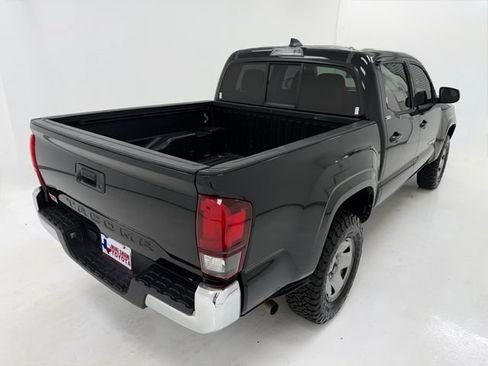 Used 2023 Toyota Tacoma SR5 RWD image 40