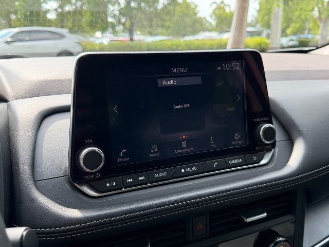 Used 2023 Nissan Rogue SV FWD image 20