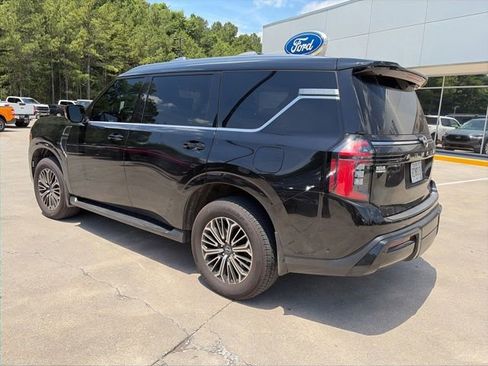 Used 2025 Nissan Armada Platinum AWD/4WD image 11