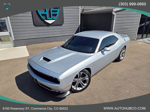 Used 2020 Dodge Challenger R/T image 2