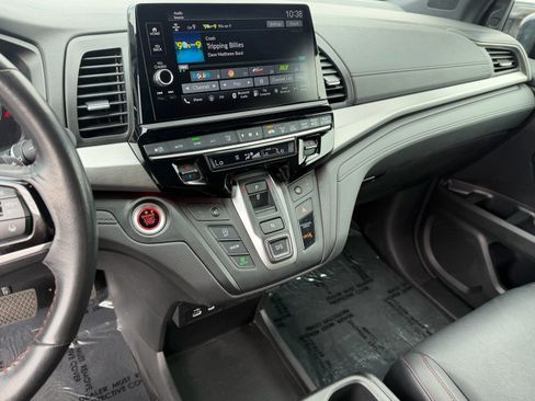 Used 2025 Honda Odyssey Sport-L image 30
