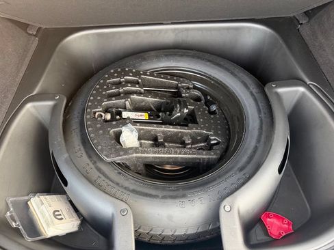 Used 2019 Jeep Grand Cherokee Altitude AWD/4WD image 19