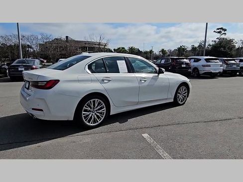Used 2024 BMW 330e image 23