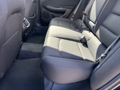 Used 2023 Chevrolet Malibu LT image 23