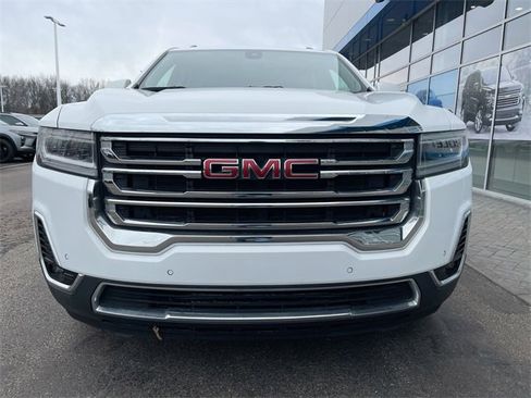 Used 2023 GMC Acadia SLT image 30