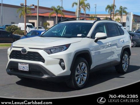 Used 2021 Toyota RAV4 XLE Premium image 1