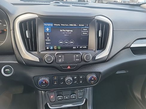 Used 2019 GMC Terrain SLT w/ Preferred Package image 12