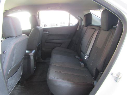 Used 2016 Chevrolet Equinox LT FWD image 9