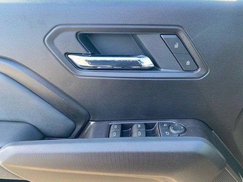 New 2026 GMC Canyon Elevation w/ Convenience Package image 14