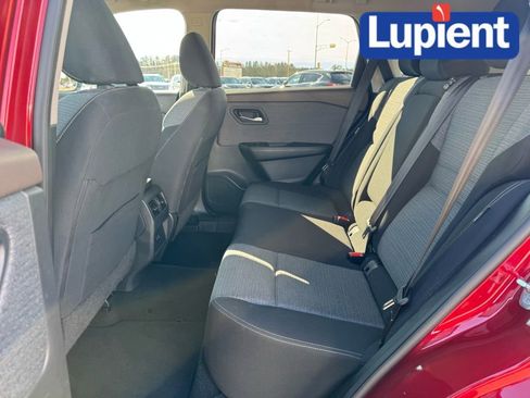 Used 2021 Nissan Rogue SV image 22