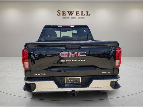 New 2026 GMC Sierra 1500 SLE w/ Preferred Package image 4