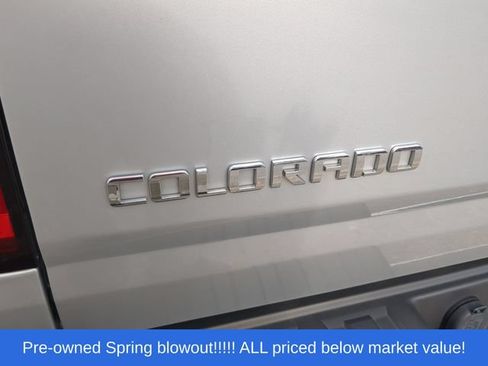 Used 2016 Chevrolet Colorado Z71 AWD/4WD image 13