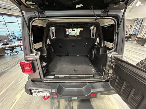 Used 2018 Jeep Wrangler Unlimited Rubicon AWD/4WD image 46