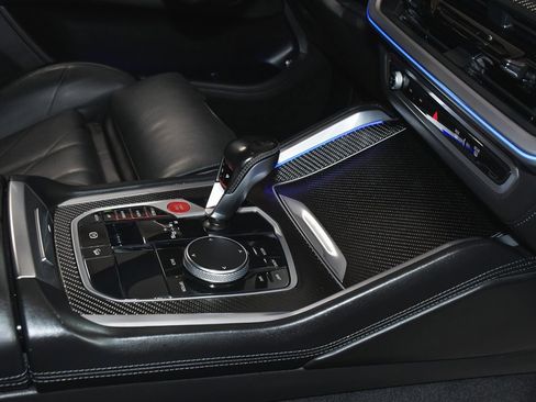 Used 2023 BMW XM image 73