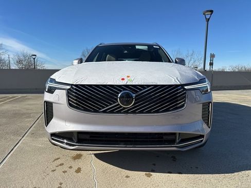 New 2026 Volvo XC90 B6 Plus w/ Protection Package image 2