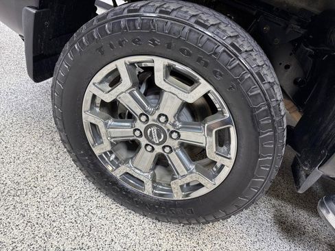 Used 2018 Nissan Titan SL w/ Chrome Package image 74