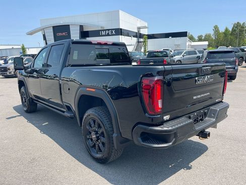 Used 2022 GMC Sierra 2500 AT4 w/ AT4 Premium Plus Package image 3