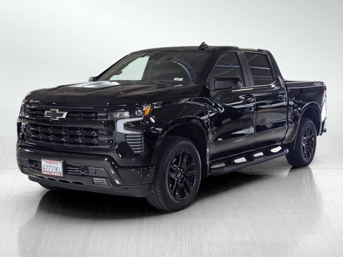 Used 2025 Chevrolet Silverado 1500 RST w/ Rally Edition AWD/4WD image 3