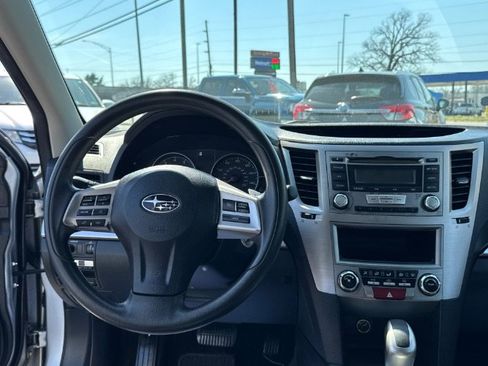 Used 2014 Subaru Outback 2.5i w/ Alloy Wheel Package image 14