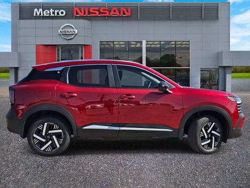 New 2026 Nissan Kicks SV image 2