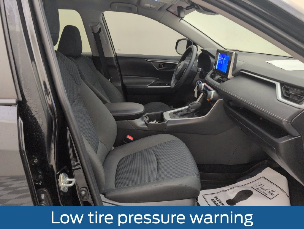 Used 2024 Toyota RAV4 LE FWD image 15