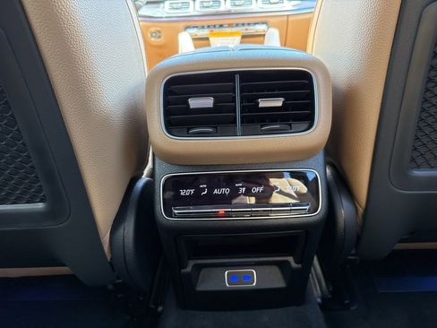 New 2026 Mercedes-Benz GLS 450 4MATIC image 19