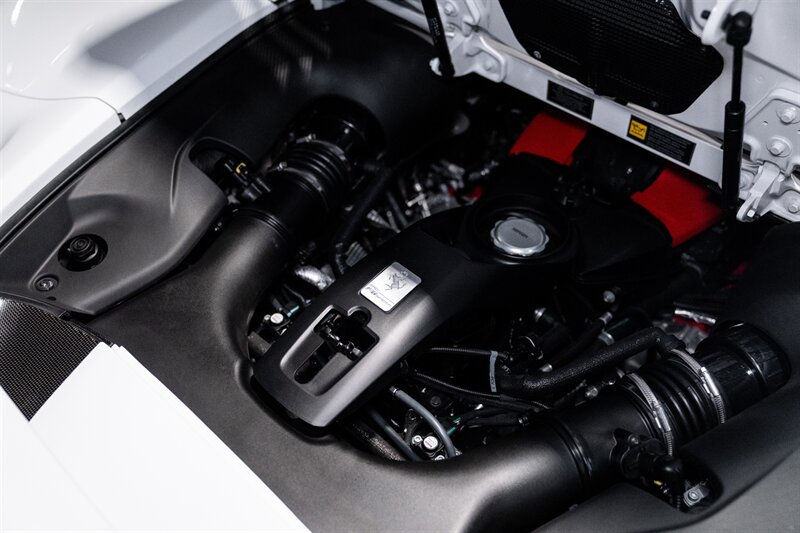 Used 2021 Ferrari F8 Tributo RWD image 25