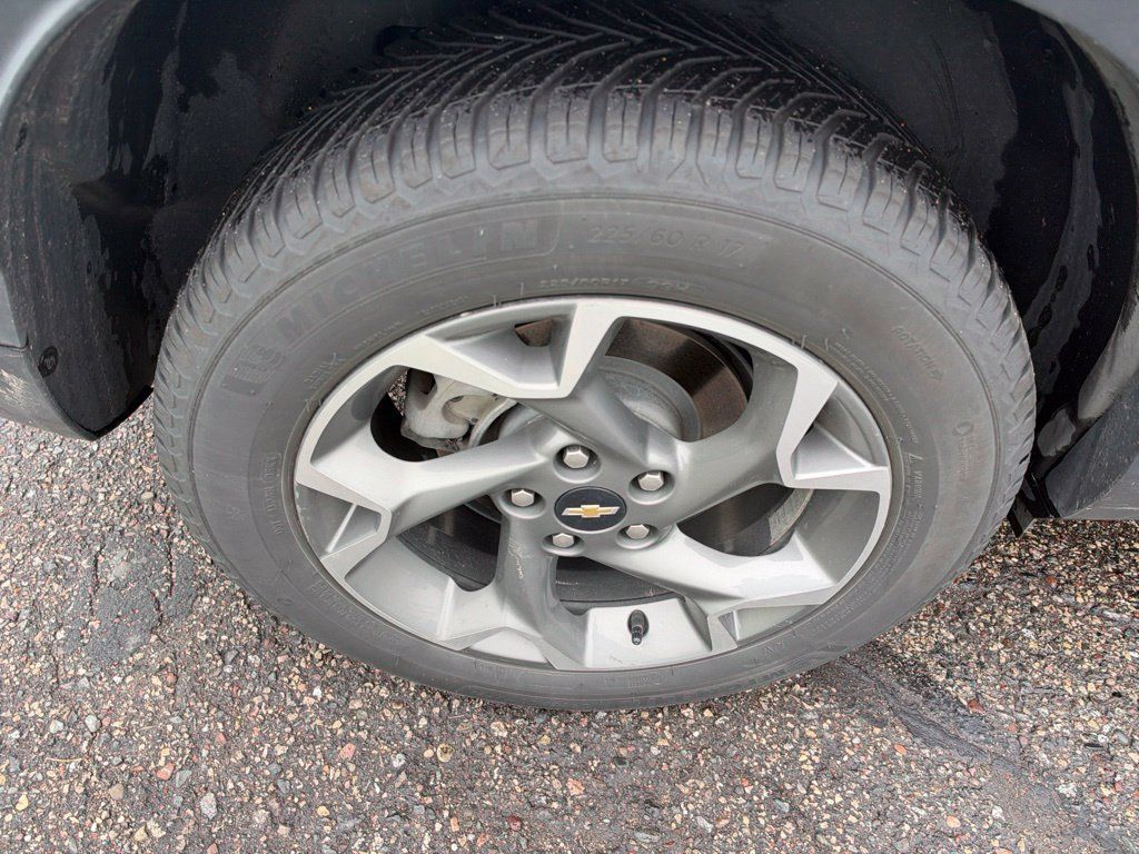 Used 2024 Chevrolet Trax LT w/ Driver Confidence Package FWD image 23