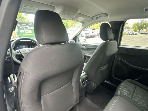 Used 2025 Ford Escape Active w/ Tech Pack #1 AWD/4WD image 16