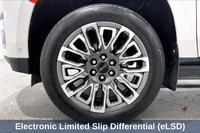 Used 2024 GMC Yukon XL Denali Ultimate AWD/4WD image 45