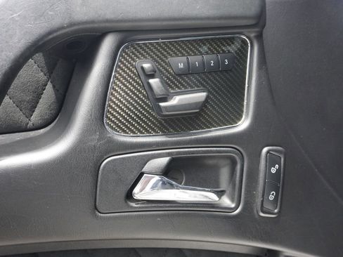 Used 2018 Mercedes-Benz G 550 Squared image 42