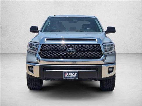 Used 2018 Toyota Tundra SR5 w/ SR5 Upgrade Package RWD image 2