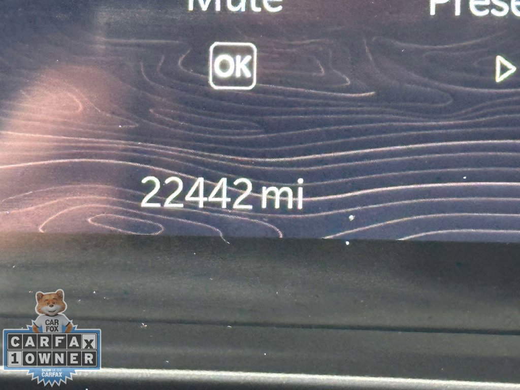 Used 2023 Jeep Grand Cherokee Altitude AWD/4WD image 28