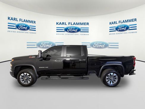 Used 2025 Chevrolet Silverado 2500 Custom w/ Custom Value Package AWD/4WD image 5