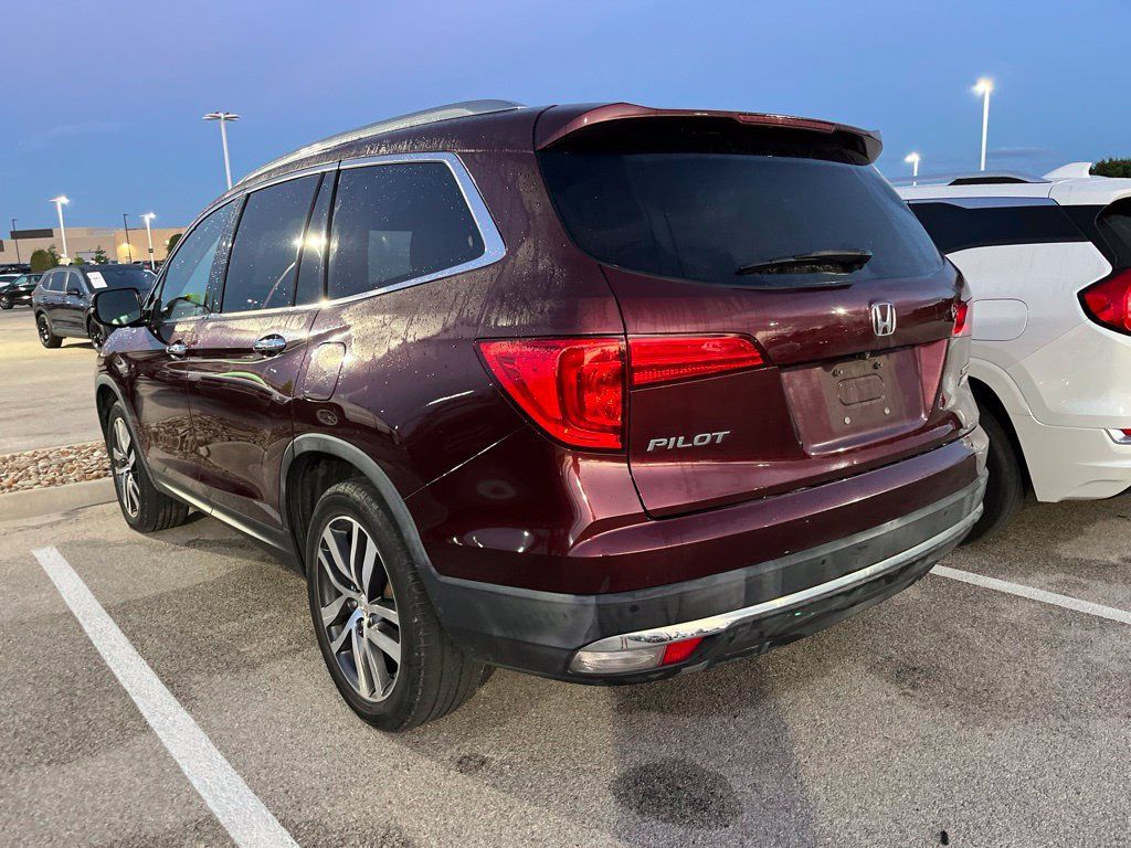 Used 2018 Honda Pilot Touring image 4