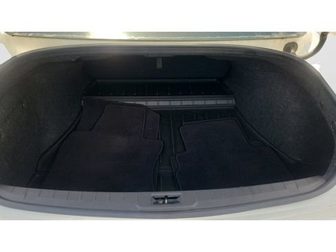 Used 2019 INFINITI Q60 Red Sport 400 w/ Cargo Package RWD image 9