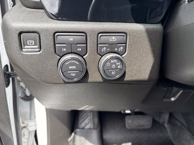 Used 2024 Chevrolet Silverado 2500 LT w/ Convenience Package AWD/4WD image 20