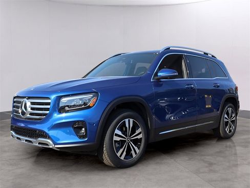 New 2026 Mercedes-Benz GLB 250 4MATIC image 3