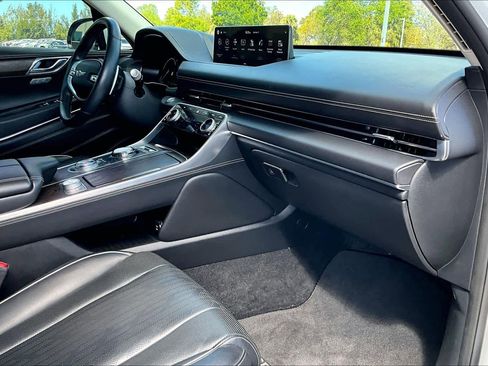 Used 2023 Genesis GV80 2.5T w/ Prestige Package image 19