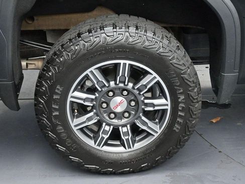 Used 2024 GMC Sierra 1500 AT4 w/ AT4 Premium Package AWD/4WD image 38