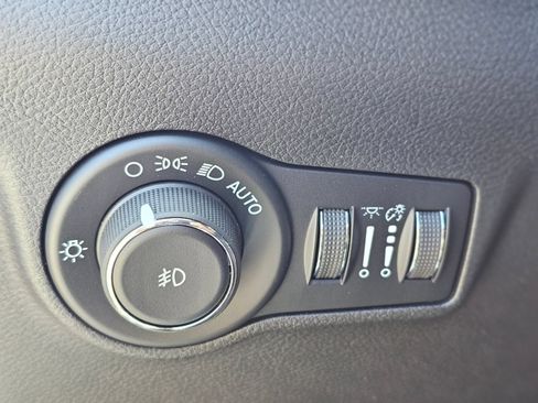 New 2026 Jeep Compass Limited AWD/4WD image 18