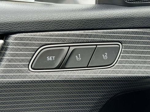Used 2024 Hyundai Palisade Limited AWD/4WD image 20