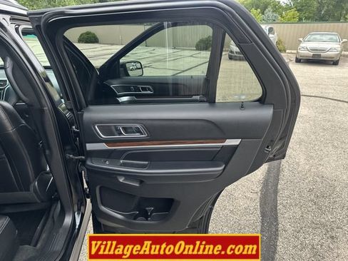 Used 2016 Ford Explorer Limited AWD/4WD image 44