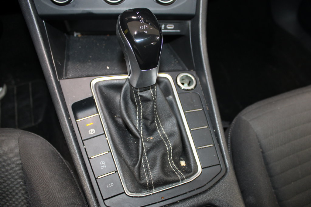 Used 2024 Volkswagen Jetta S FWD image 34