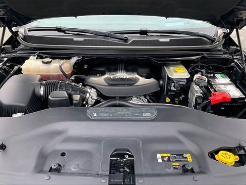 Used 2022 Jeep Grand Wagoneer Series III image 40