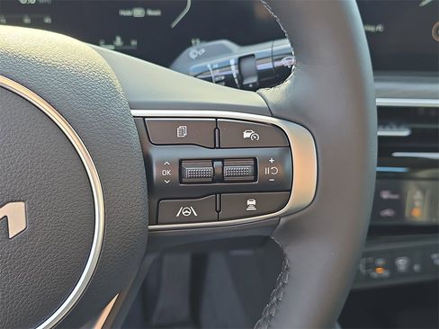 New 2026 Kia K5 EX image 34